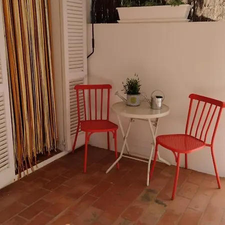 Apartment La Yeye El Port De La Selva