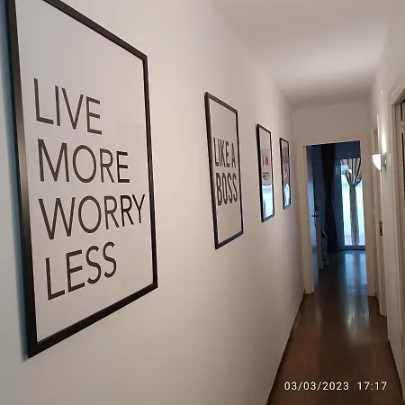 La Yeye Apartment *